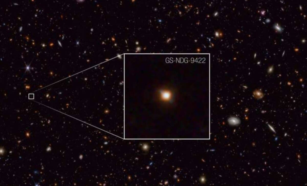 James Webb Space Telescope Uncovers Mysterious Galaxy With Gas Outshining Its Stars